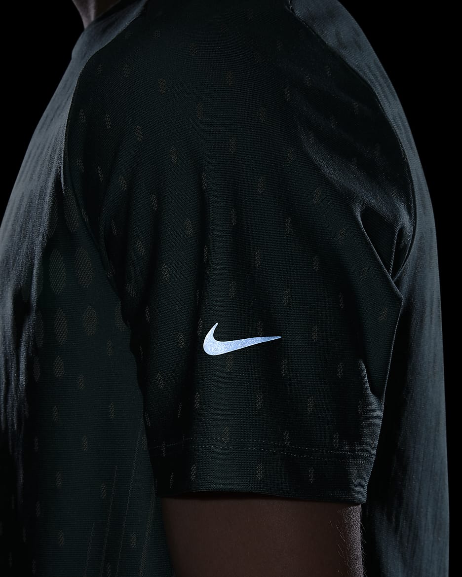 Tréninkové tričko Nike Dri-FIT ADV Multi Tech pro větší děti (chlapce) - Bicoastal/Olive Aura/Černá