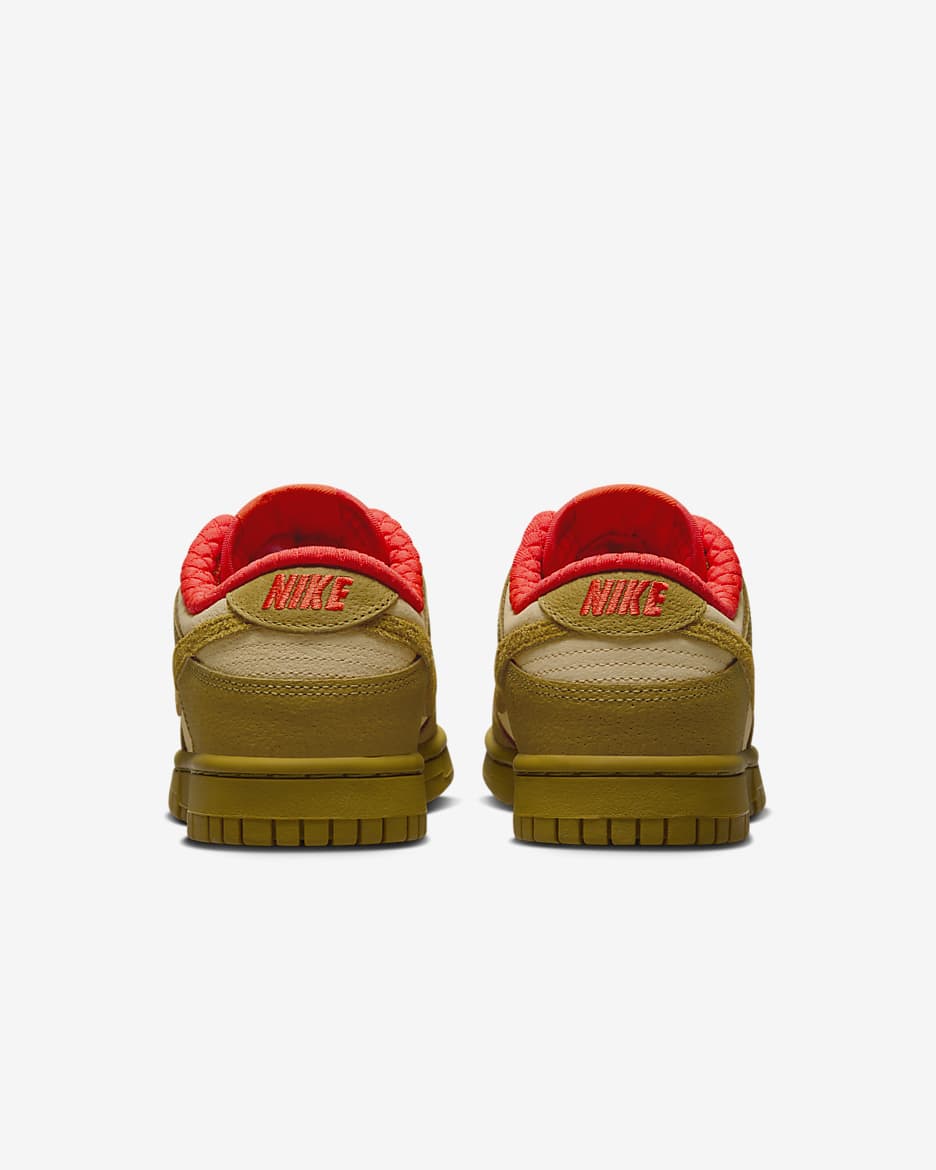 Nike Dunk Low Women's Shoes - Sesame/Picante Red/Bronzine