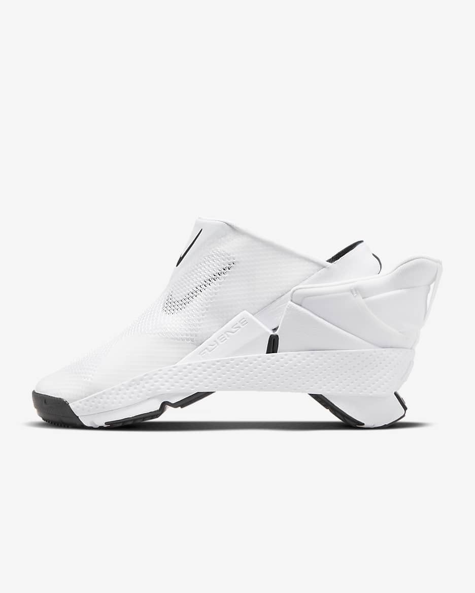 Sko Nike Glide FlyEase som är enkel att ta på och av - Vit/Svart