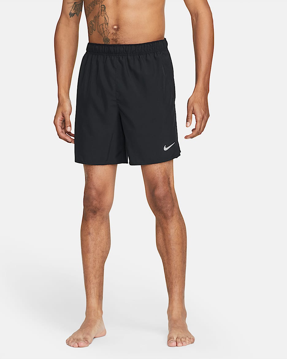 Shorts de correr Dri-FIT de 18 cm sin forro para hombre Nike Challenger - Negro/Negro/Negro