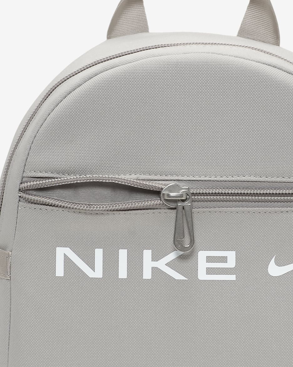 Minimochila para mujer (6 L) Nike Sportswear Futura - Mena de hierro claro/Mena de hierro claro/Blanco