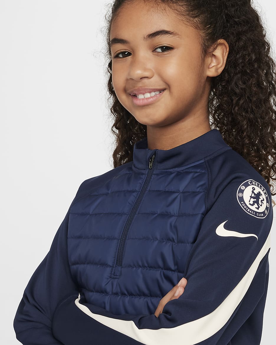 Chelsea F.C. Academy Winter Warrior Older Kids' Nike Therma-FIT Football Drill Top - Obsidian/Guava Ice/Guava Ice