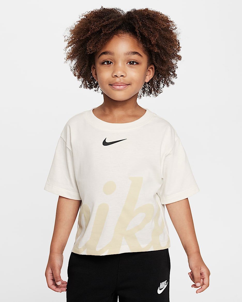 Playera con gráfico cómoda para niños talla pequeña Nike - Vela