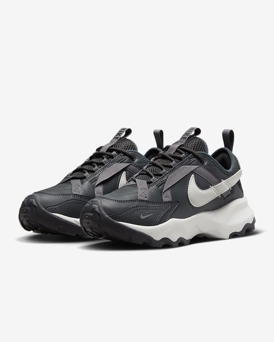 Chaussure Nike TC 7900 pour femme - Anthracite/Platinum Tint/Smoke Grey/Metallic Platinum