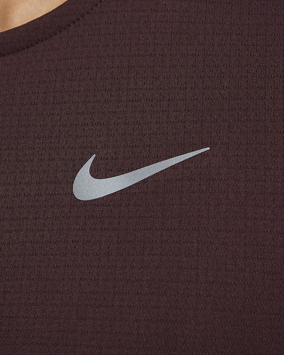 Nike Dri-FIT Rise 365 男款短袖跑步上衣 - Burgundy Crush