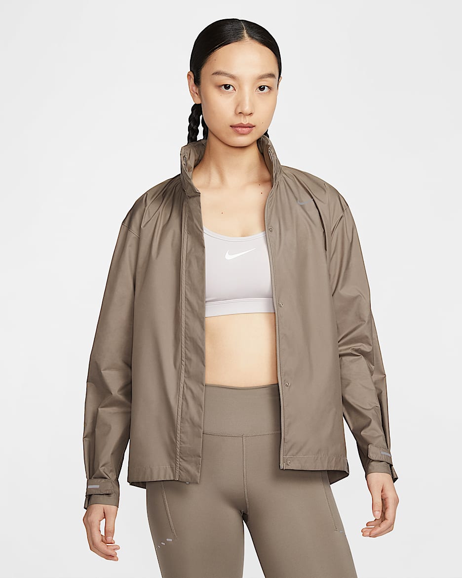 เสื้อแจ็คเก็ตวิ่งผู้หญิง Nike Fast Repel - Mink Brown/ดำ/Mink Brown