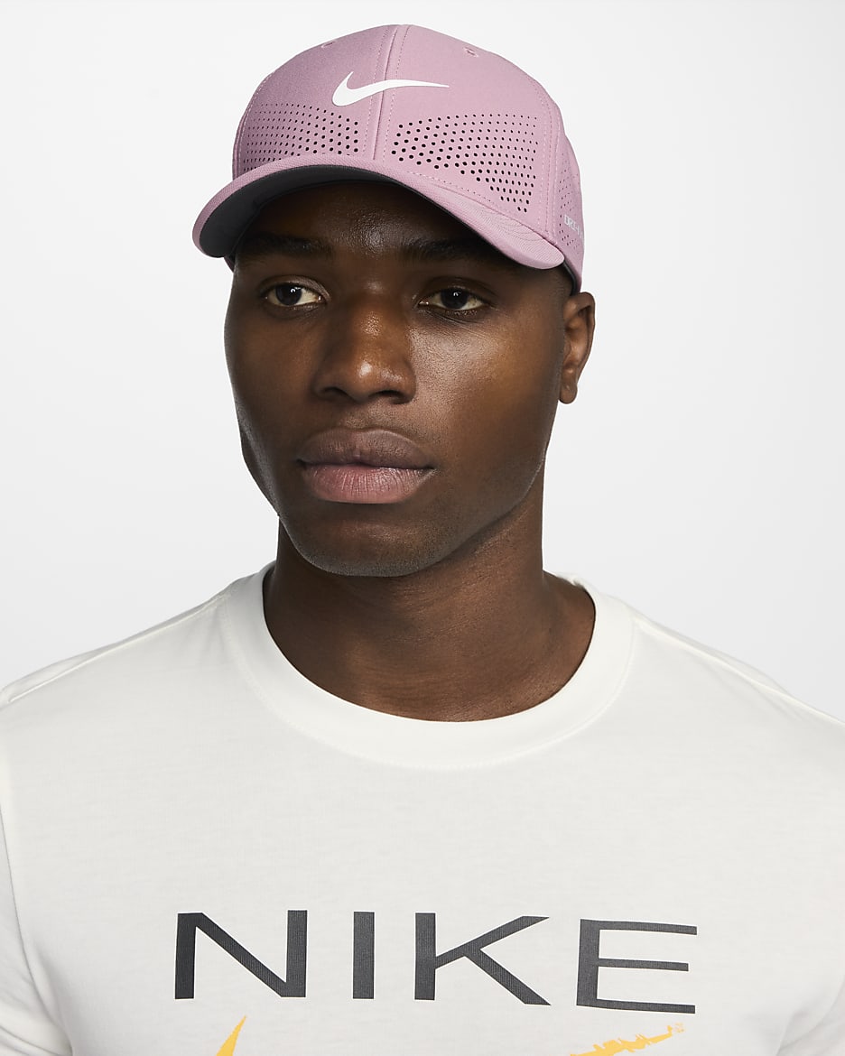 หมวกแก๊ปมีโครง SwooshFlex Nike Dri-FIT ADV Rise - Plum Dust/Anthracite/ขาว