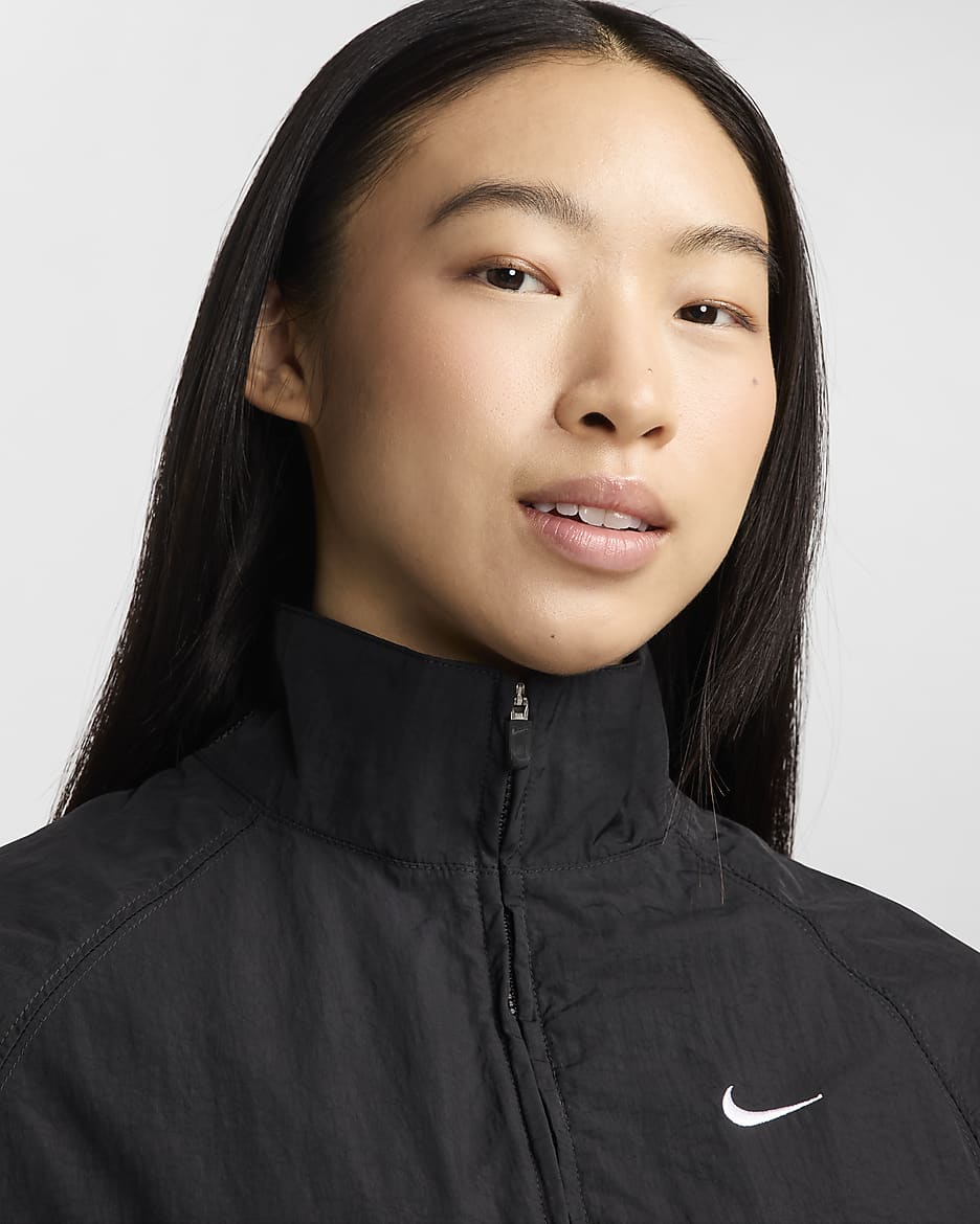 Nike Sportswear Collection Women's Oversized Repel Zip Jacket - Black/White