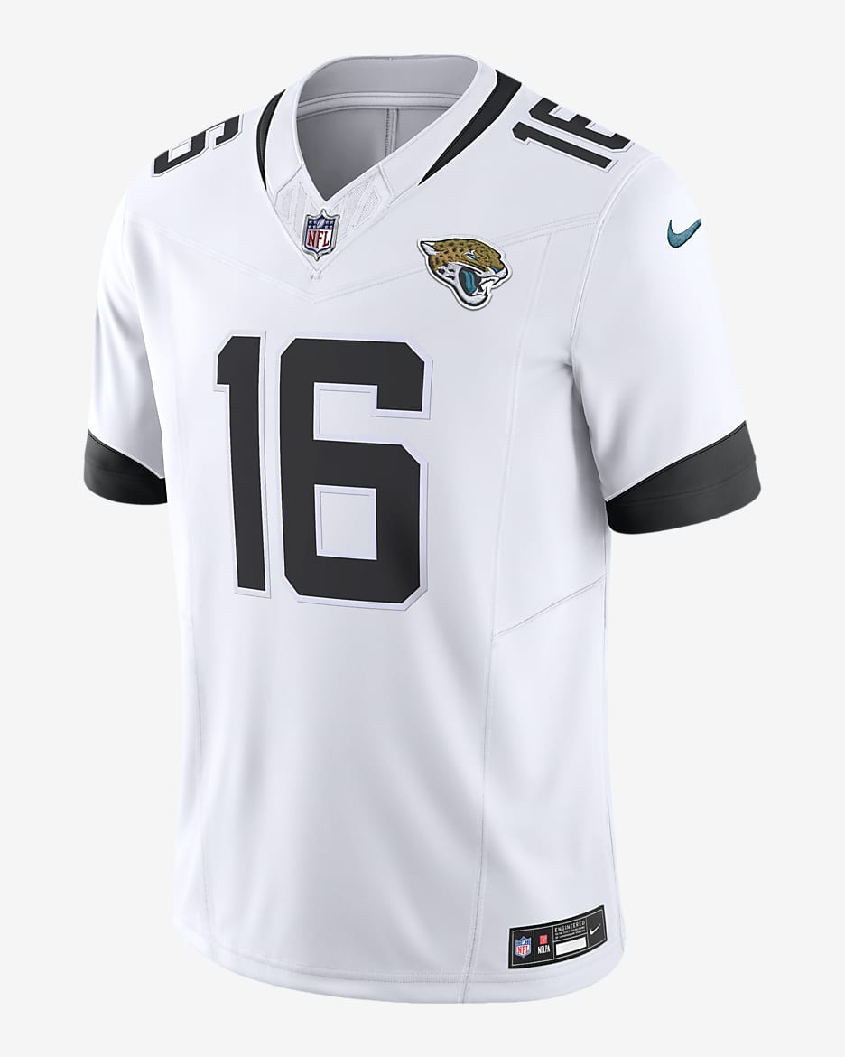 Trevor Lawrence Jacksonville Jaguars Men's Nike Dri-FIT NFL Limited Football Jersey - White