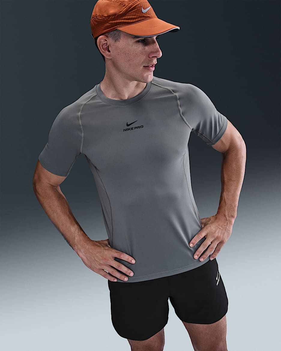 Nike Pro Training Men's Dri-FIT Short-Sleeve Top - Smoke Grey/Black