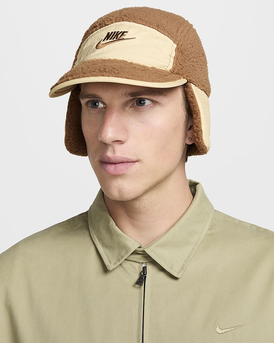 Nike Fly Unstructured Outdoor Cap - Light British Tan/Sesame/Light British Tan