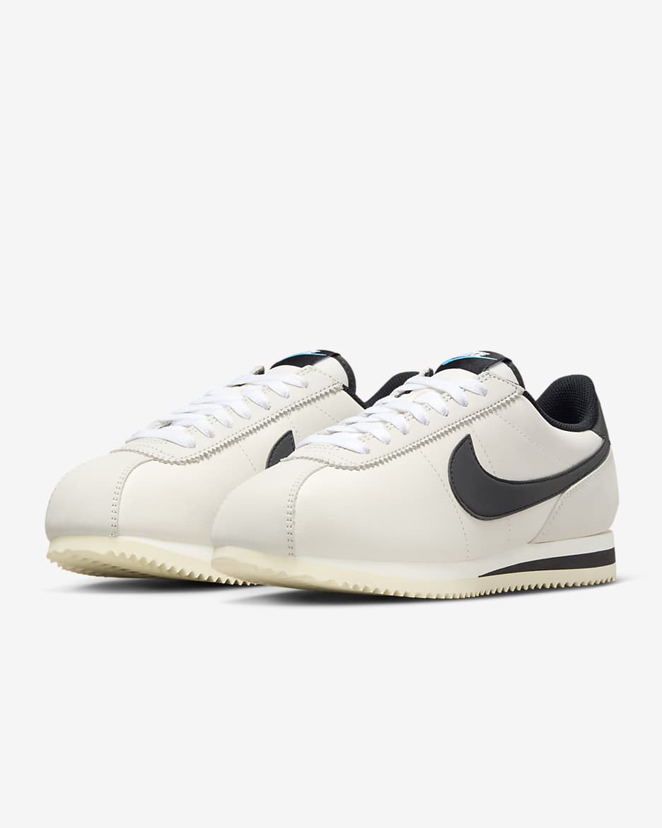 Nike Cortez SE 皮革女鞋 - Phantom/Light Bone/Coconut Milk/黑色