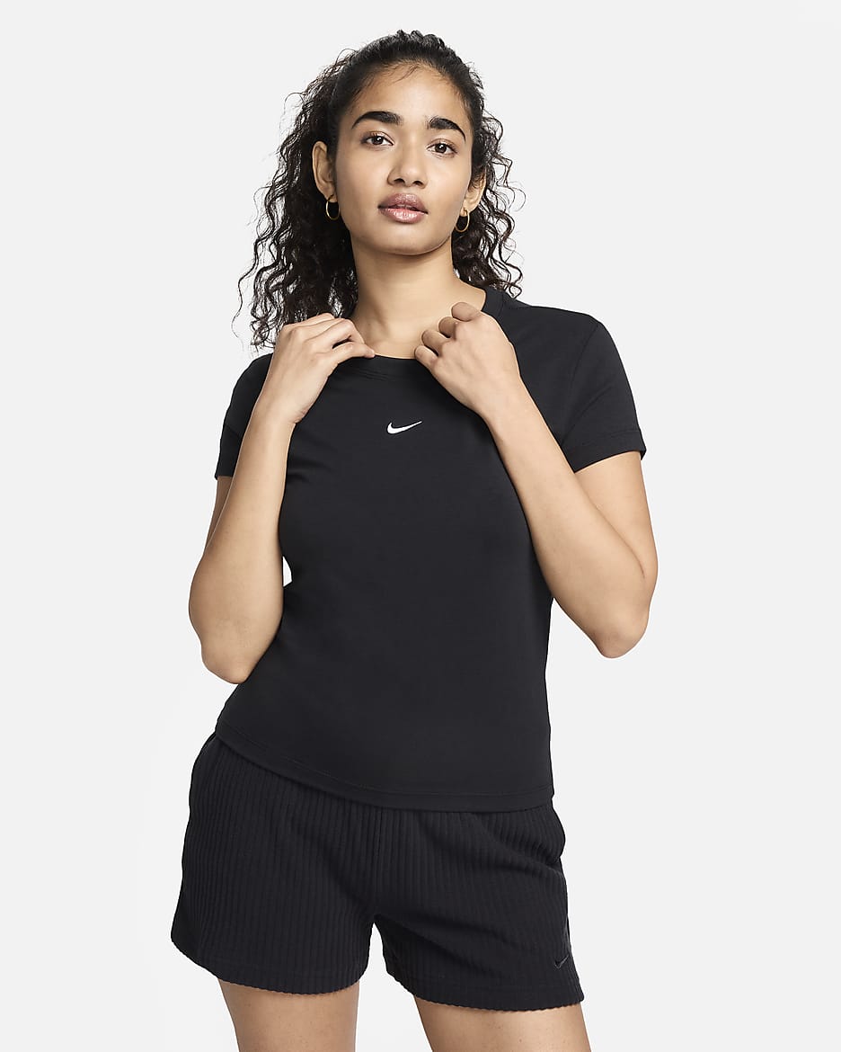 Γυναικείο T-Shirt Nike Sportswear Chill Knit - Μαύρο/Λευκό