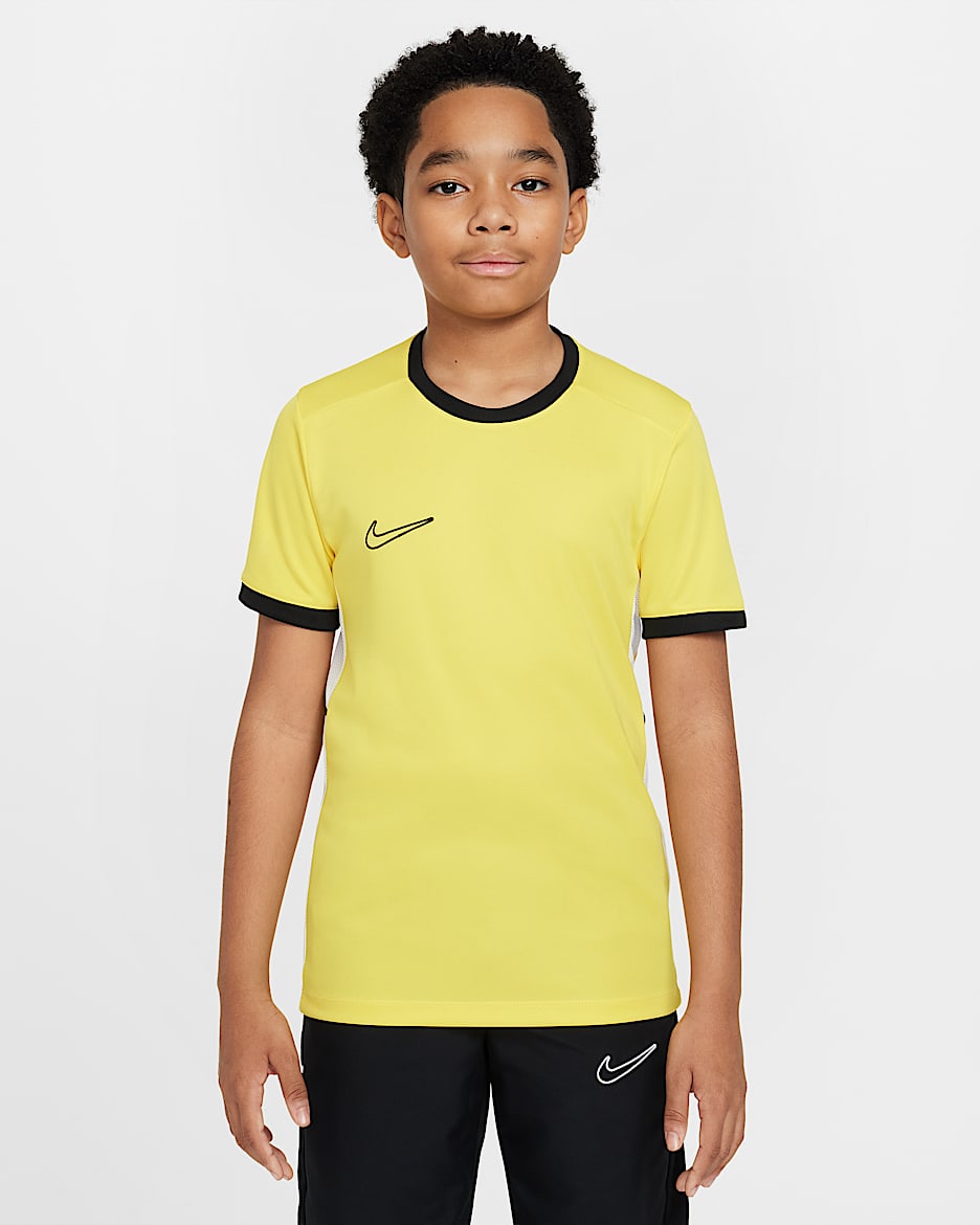 Playera de fútbol de manga corta Dri-FIT para niños talla grande Nike Academy - Amarillo tour/Negro/Blanco/Negro