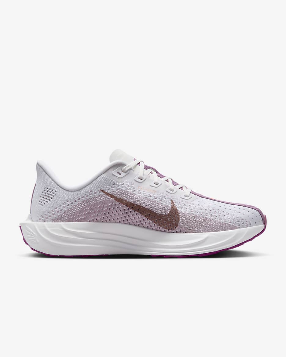 Nike Pegasus Plus Kadın Yol Koşu Ayakkabısı - Beyaz/Platinum Violet/Plum Dust/Metallic Red Bronze