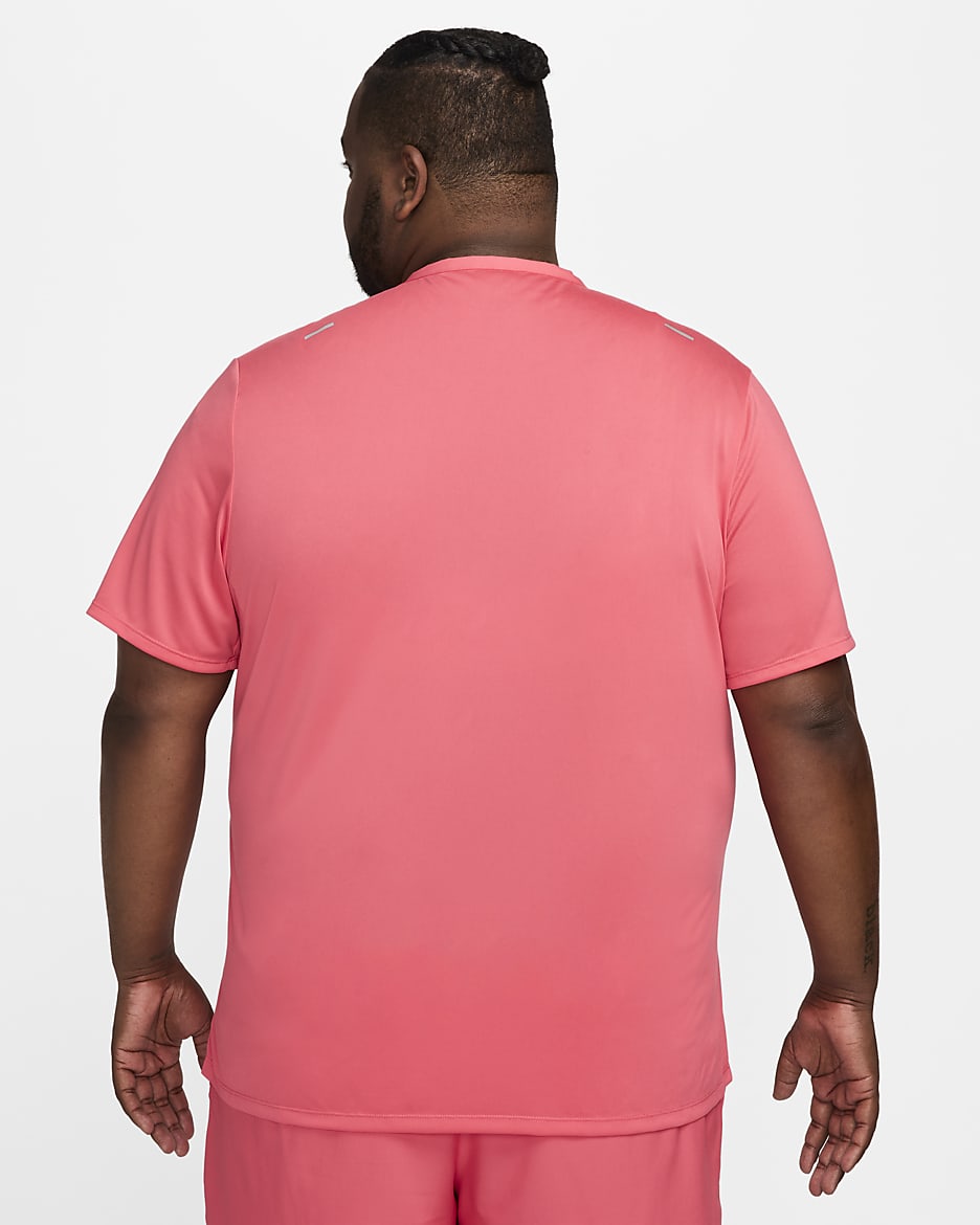 Męska koszulka z krótkim rękawem do biegania Dri-FIT Nike Rise 365 - Aster Pink