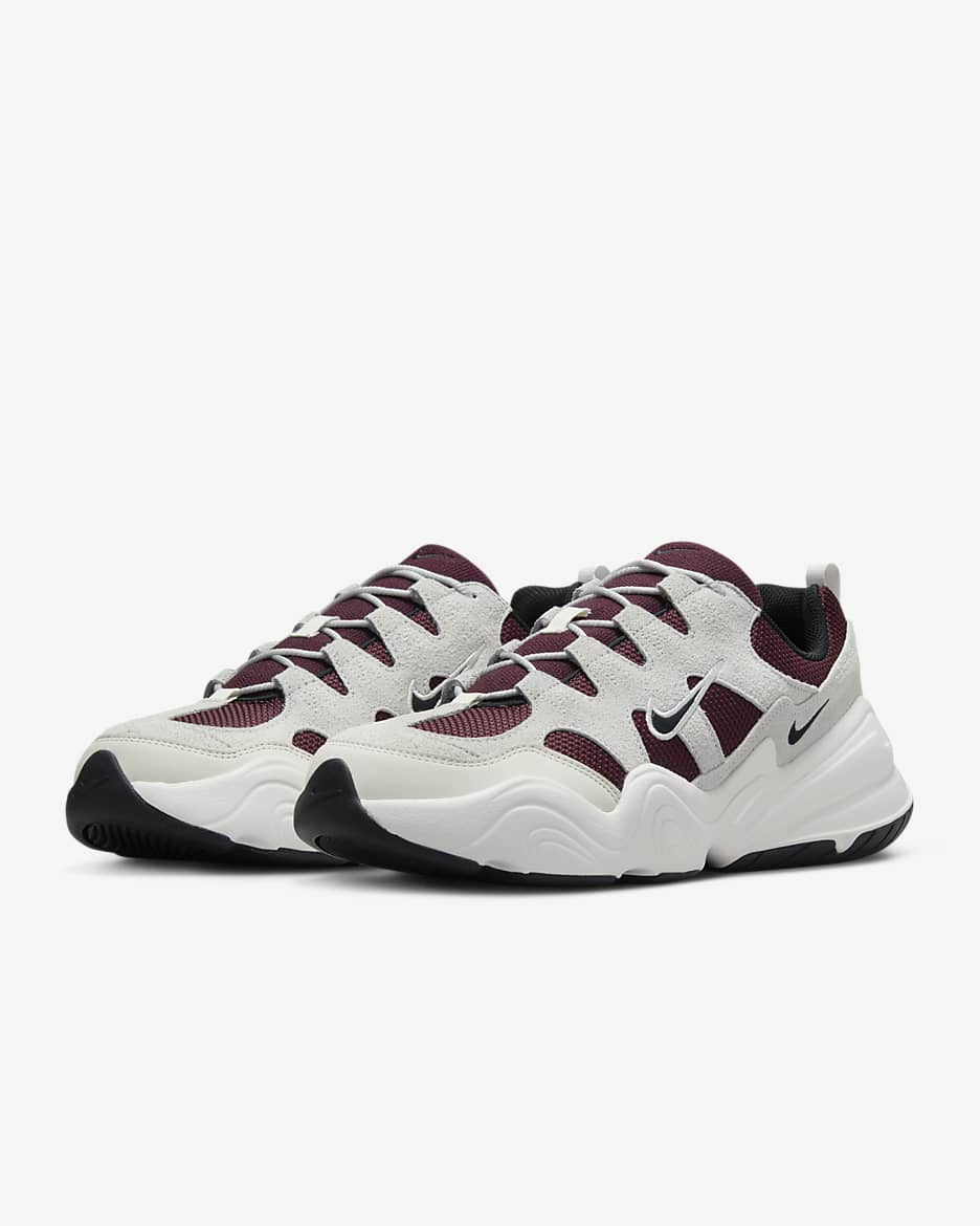 Tenis para hombre Nike Tech Hera - Burdeos enérgico/Tinte platino/Blanco cumbre/Negro