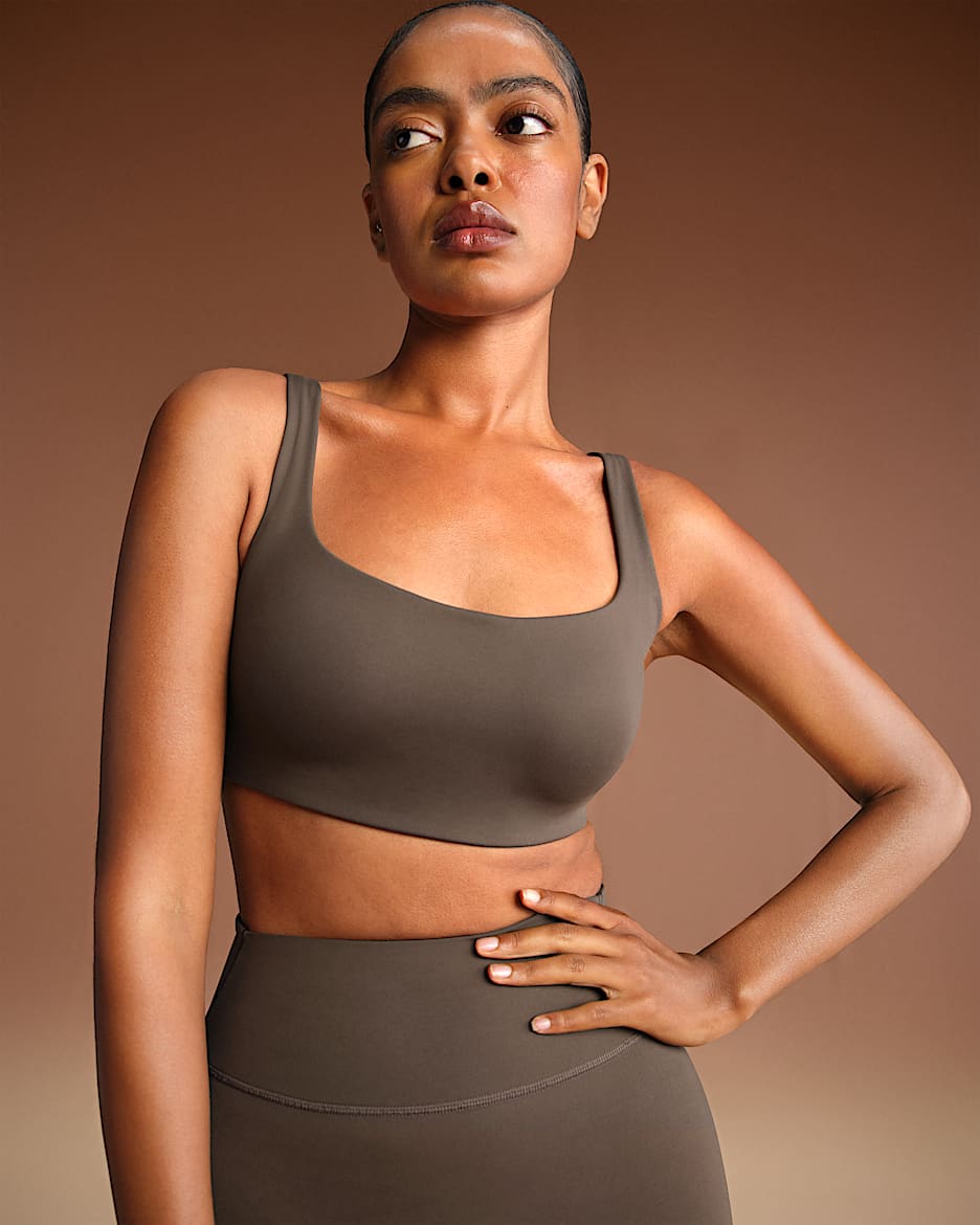 NikeSKIMS Matte Women's Scoop-Neck Bra - NSKM Dark Sepia