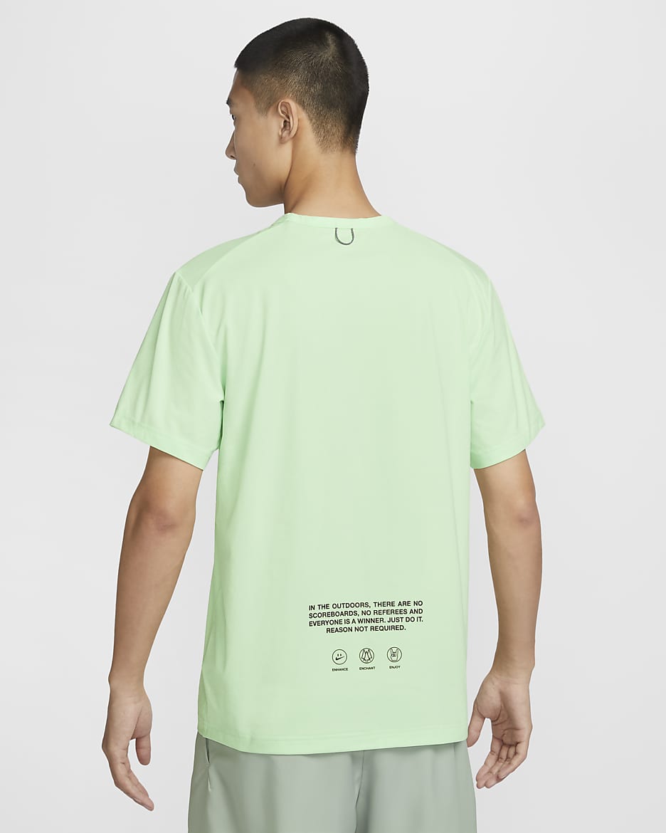 Nike Hyverse Men's Dri-FIT UV Short-Sleeve Top - Vapour Green