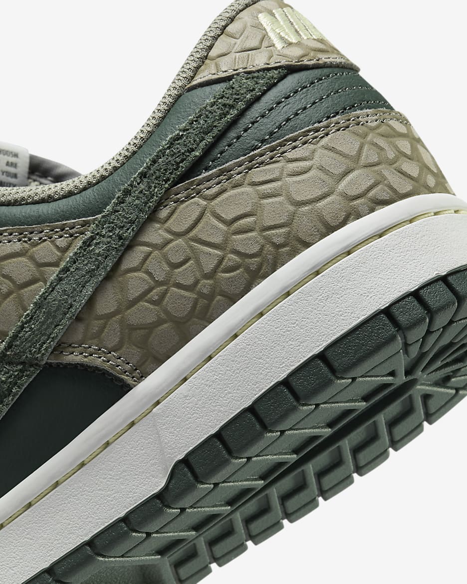 Nike Dunk Low Retro Premium Men's Shoes - Dark Stucco/Summit White/Alabaster/Vintage Green