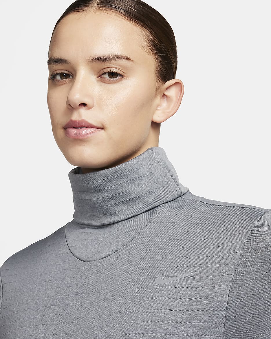 Playera de cuello de tortuga de running para mujer Nike Therma-FIT Swift Element - Gris humo