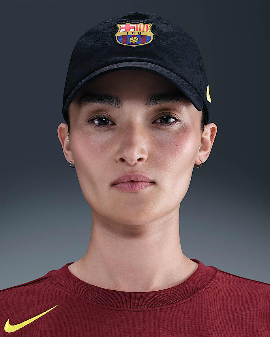 Keps Barcelona 2025/2026 Nike Club US CB L - Svart/Amarillo