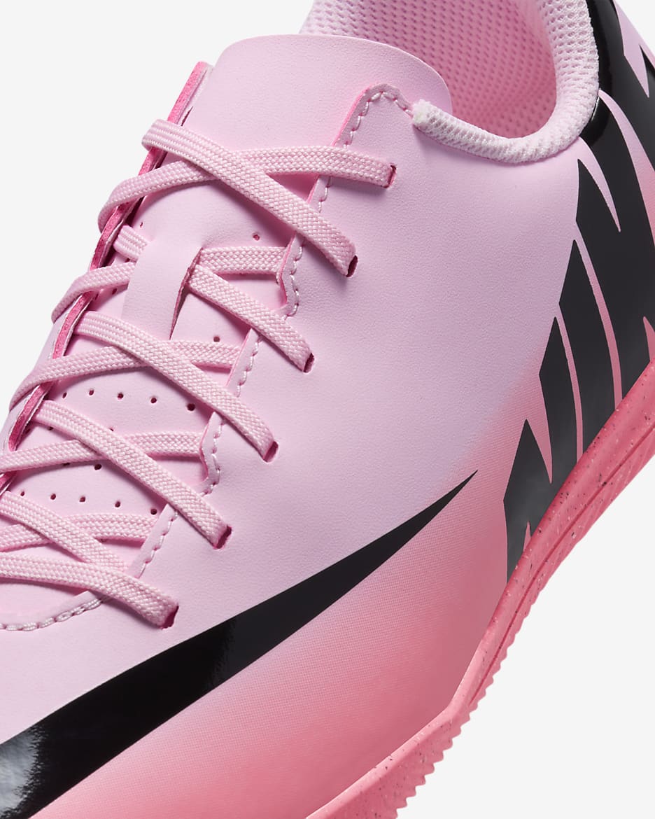 รองเท้าฟุตบอลไม่หุ้มข้อเด็กเล็ก/เด็กโต IC Nike Jr. Mercurial Vapor 15 Club - Pink Foam/ดำ