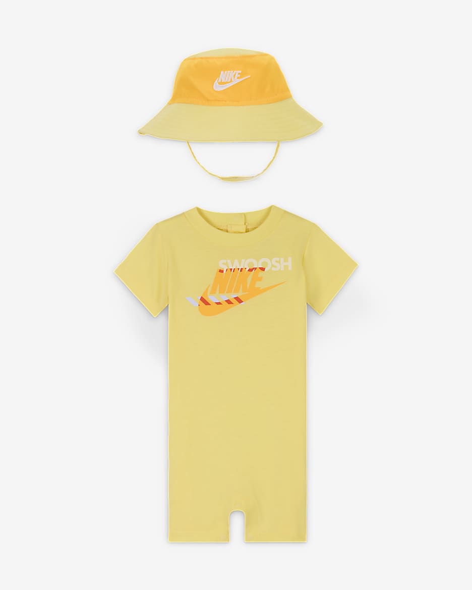 Conjunto de macacão e bucket Nike Sportswear PE para bebé (0–9 meses) - Amarelo Soft