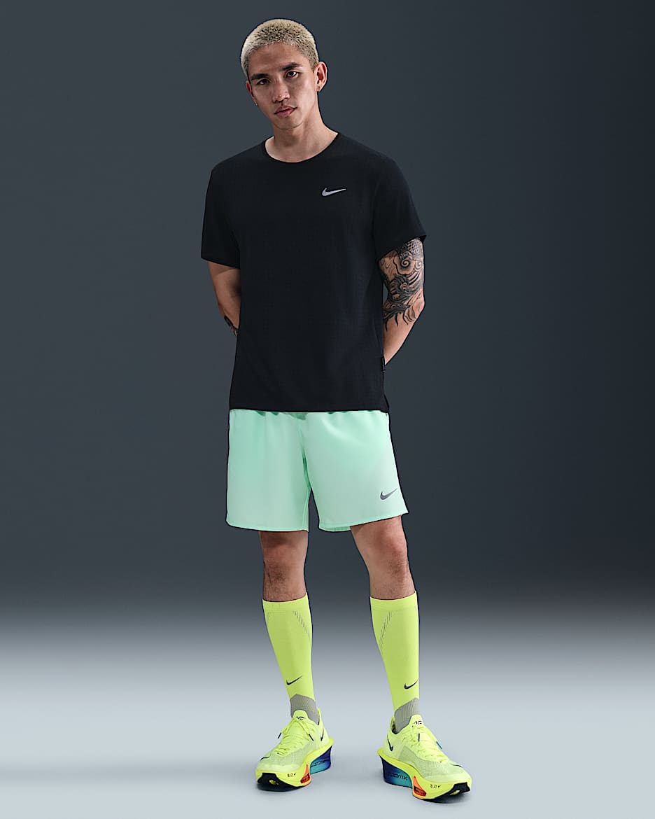 Nike Challenger Men's Dri-FIT 18cm (approx.) Brief-Lined Running Shorts - Mint Foam