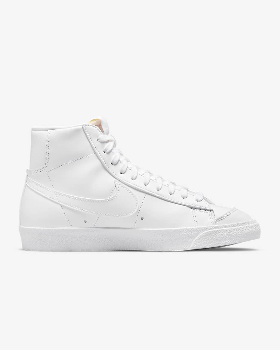 Tenis para mujer Nike Blazer Mid '77 - Blanco/Blanco/Melocotón/Blanco