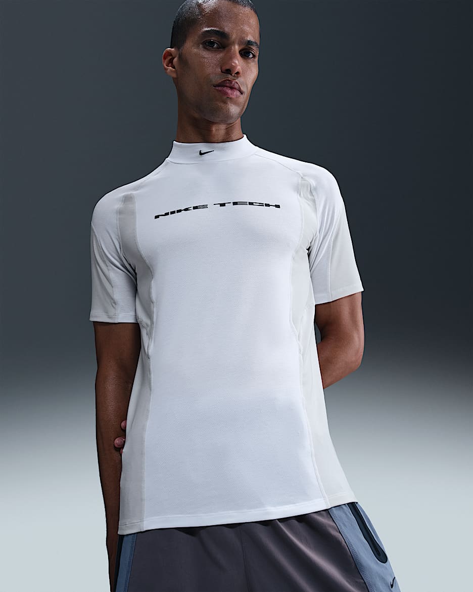 Nike Tech Men's Dri-FIT Short-Sleeve Base Layer - White/Light Bone/Light Bone/Black