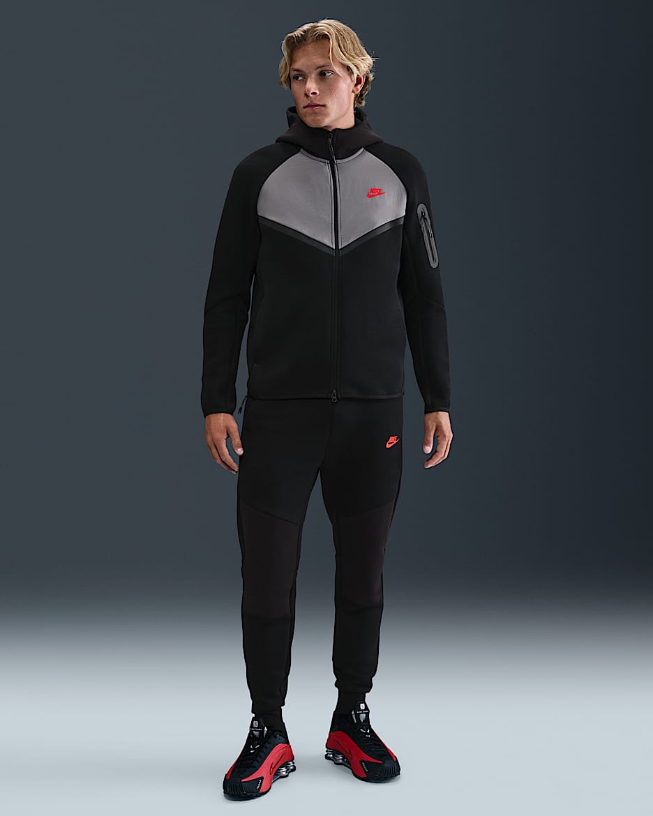 Pantaloni jogger in fleece Nike Tech – Uomo - Nero/Nero/Bright Crimson