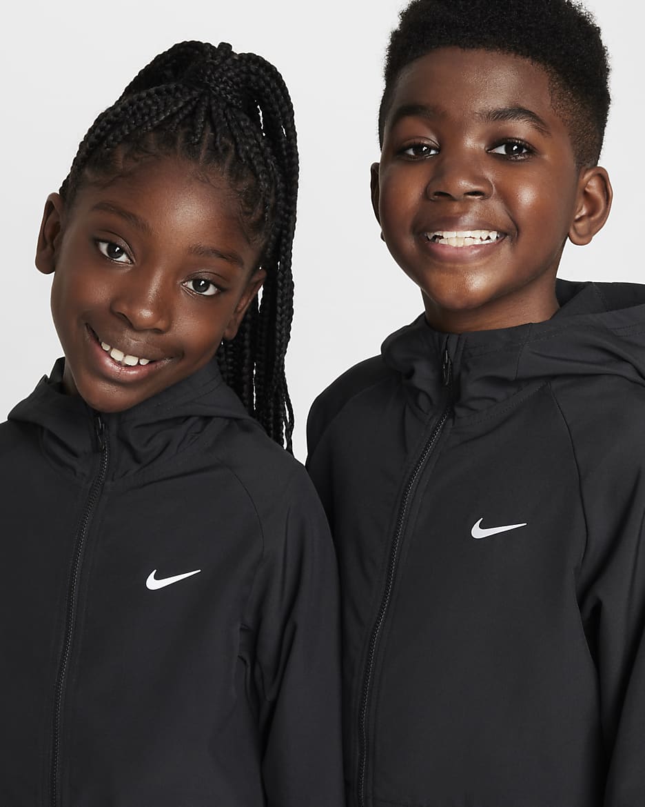 Nike Dri-FIT UV Trainingsjacke (ältere Kinder) - Schwarz