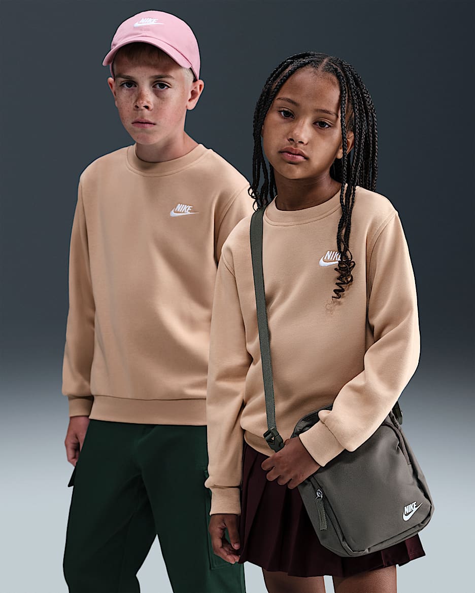 Nike Sportswear Club Fleece Older Kids' Crew-Neck Sweatshirt - Hemp/White