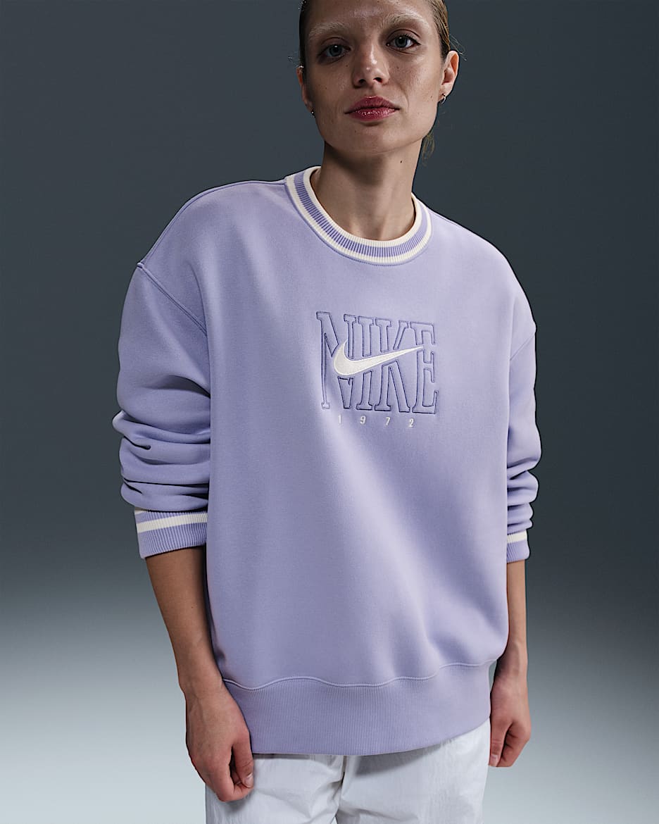 Sudadera de cuello redondo con gráfico oversized para mujer Nike Sportswear Phoenix Fleece - Hielo lila