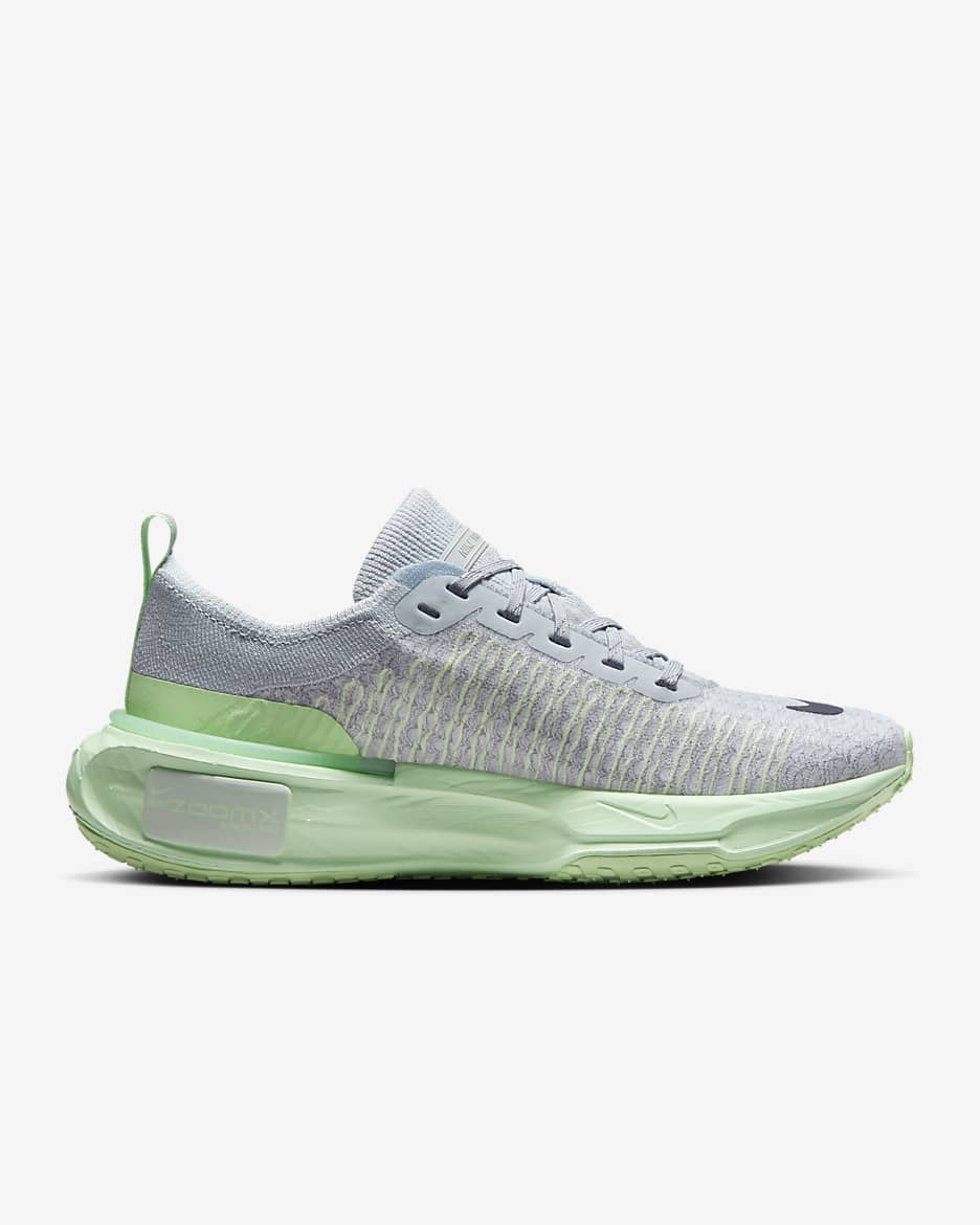 Tenis de correr en pavimento para mujer Nike Invincible 3 - Platino puro/Gris azulado/Verde vapor/Obsidiana oscuro