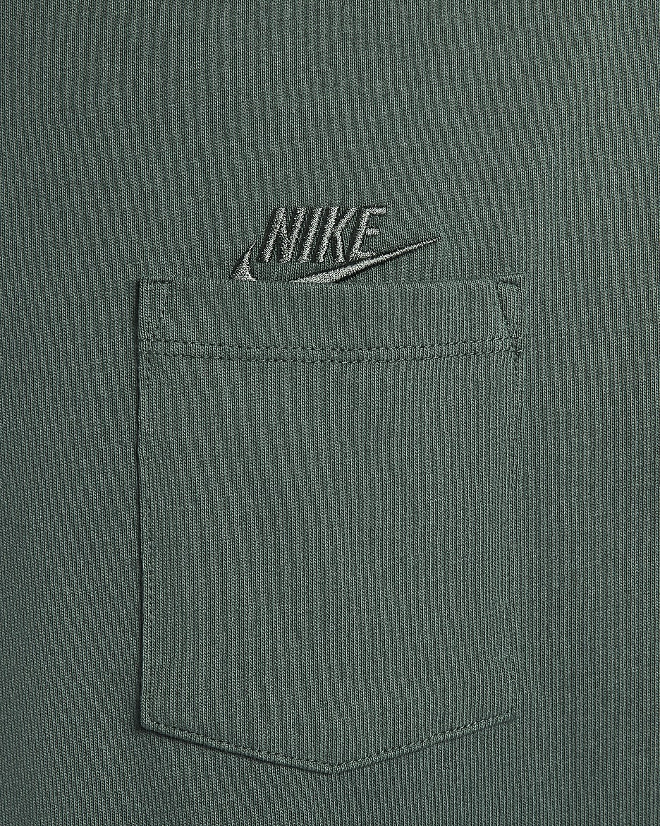 Nike Sportswear Premium Essentials Men's Pocket T-Shirt - Vintage Green