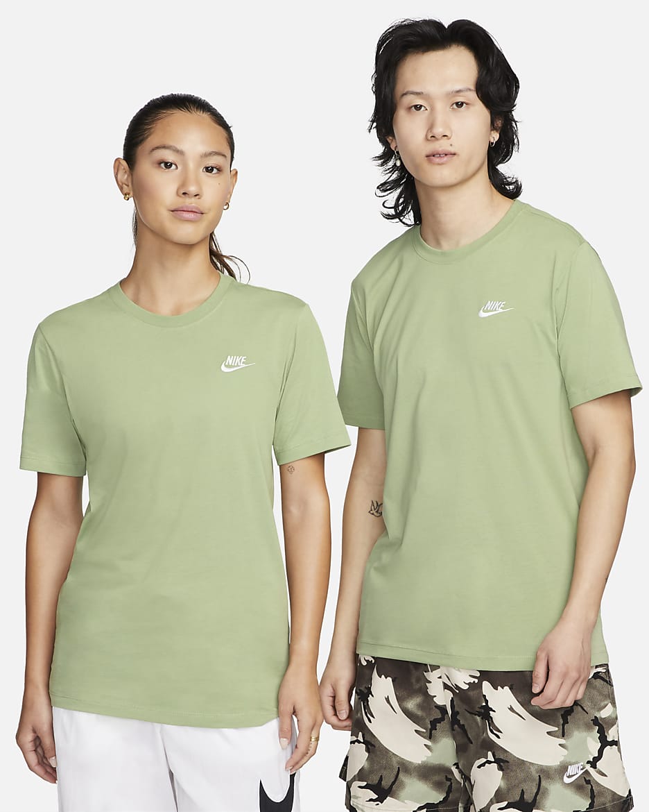 Nike Sportswear Club 男款 T 恤 - Oil Green