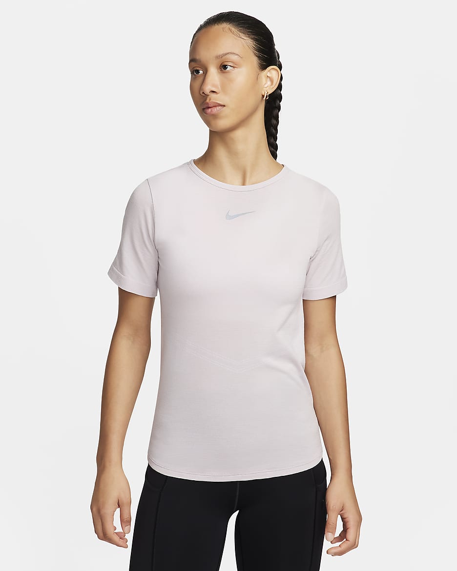 Nike Swift Wool Dri-FIT Kurzarm-Laufoberteil für Damen - Platinum Violet