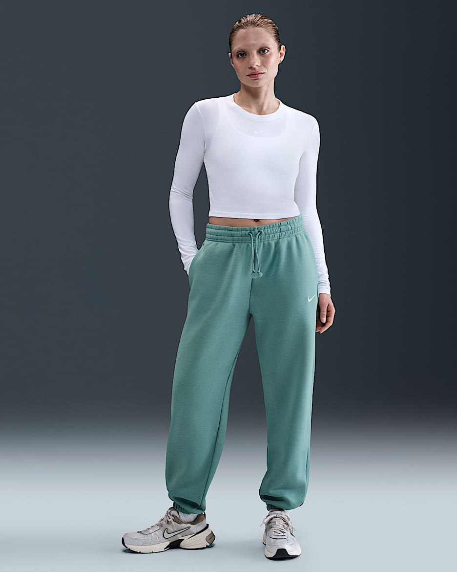 Nike Sportswear Phoenix Fleece Oversize-Trainingshose mit hohem Taillenbund für Damen - Cannon/Sail