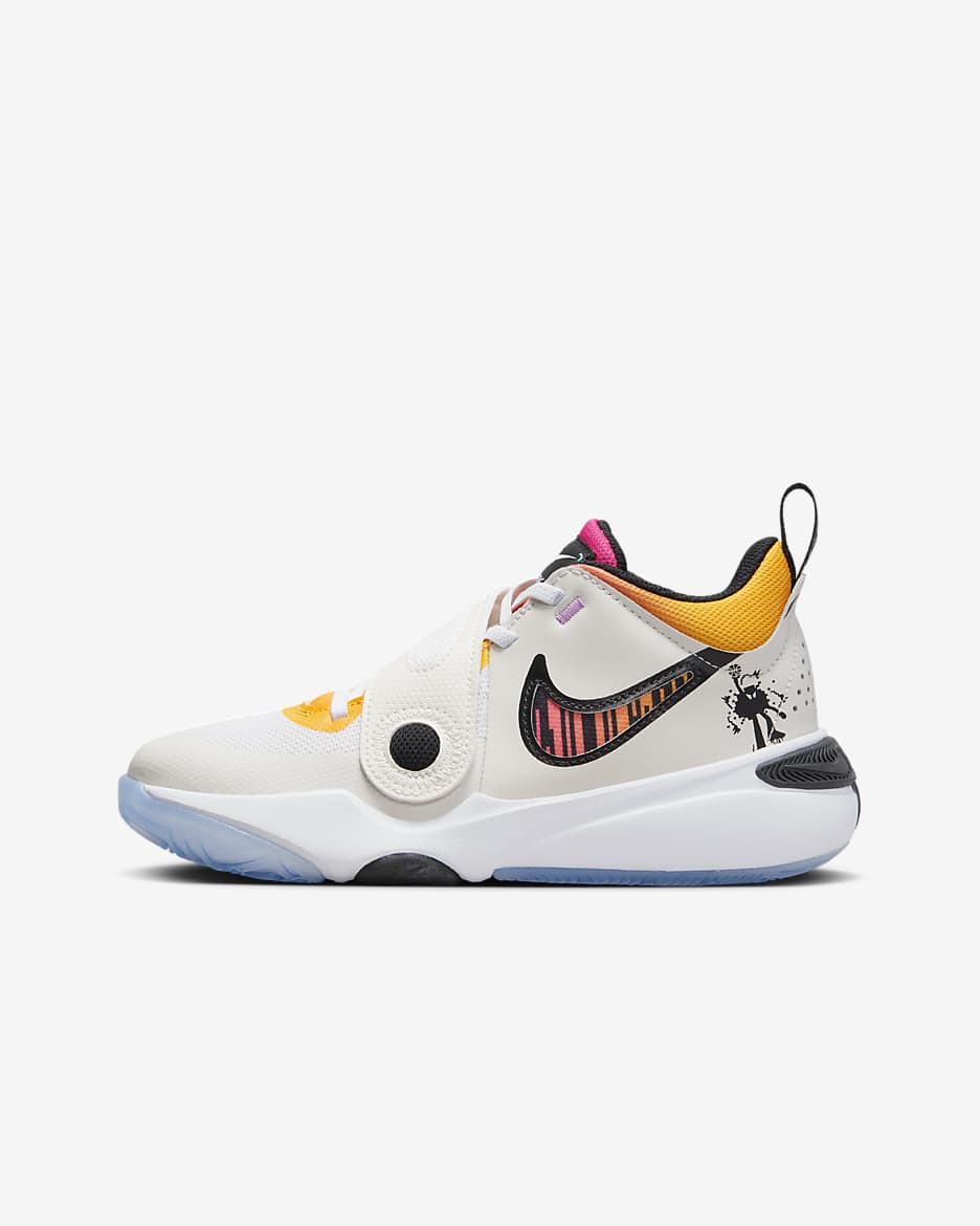 Nike Team Hustle D 11 Older Kids' Basketball Shoes - White/White/Phantom/Black