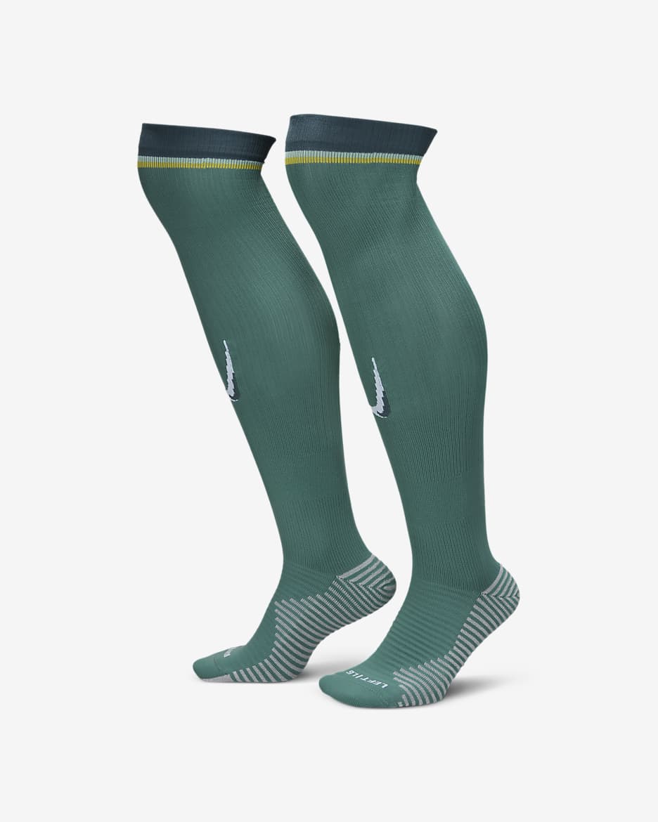 Tottenham Hotspur 2024/25 Strike Third Nike Football Knee-High Sock - Bicoastal/Faded Spruce/Enamel Green/White