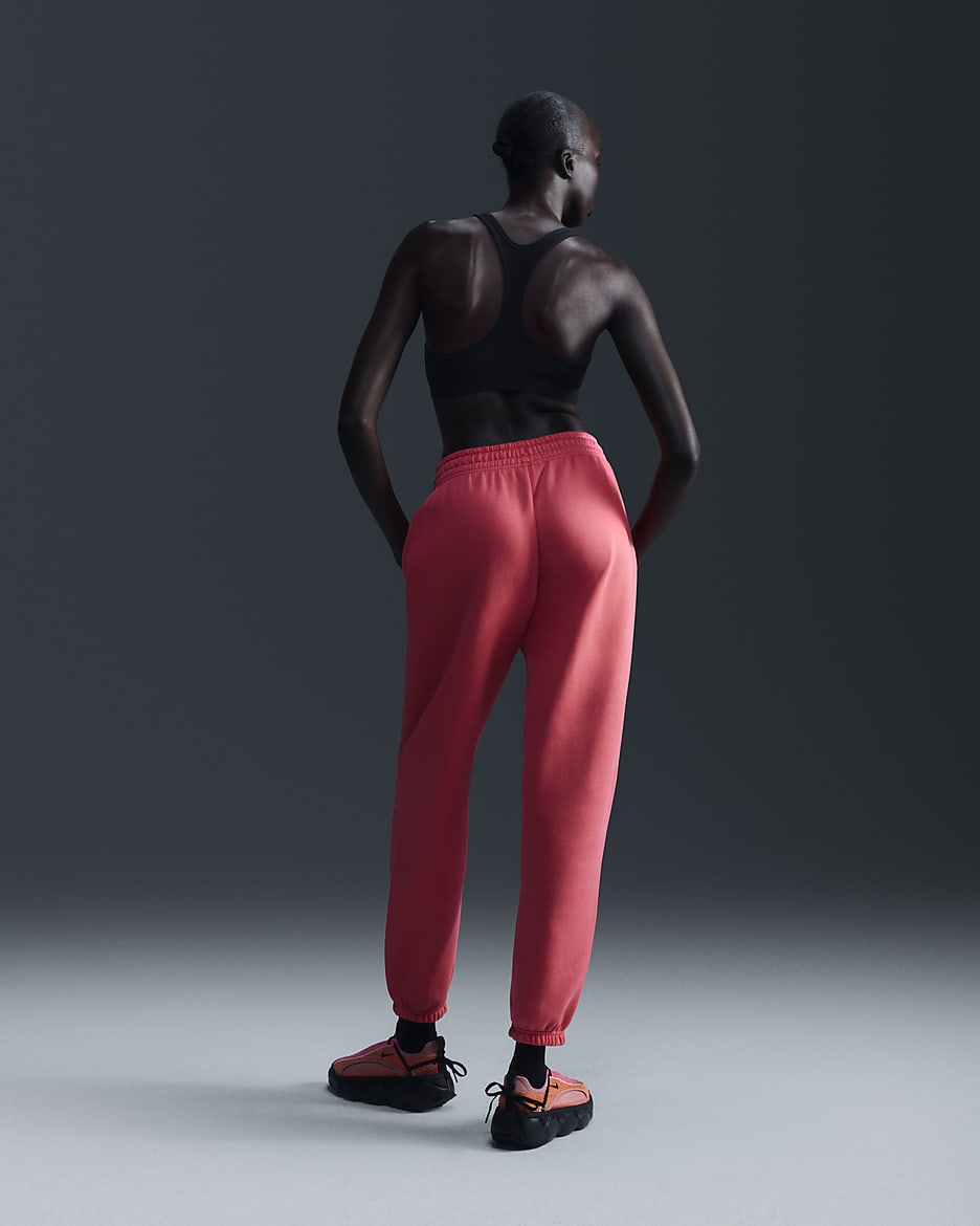 Nike Swoosh Light-Support Women's Non-Padded Sports Bra - Black/White