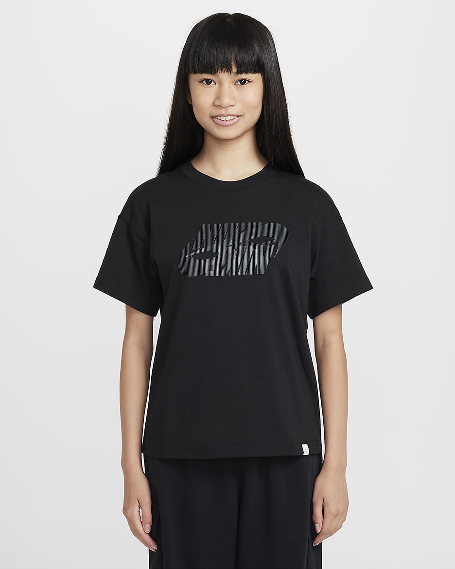 Nike Sportswear Big Kids' (Girls') T-Shirt - Black