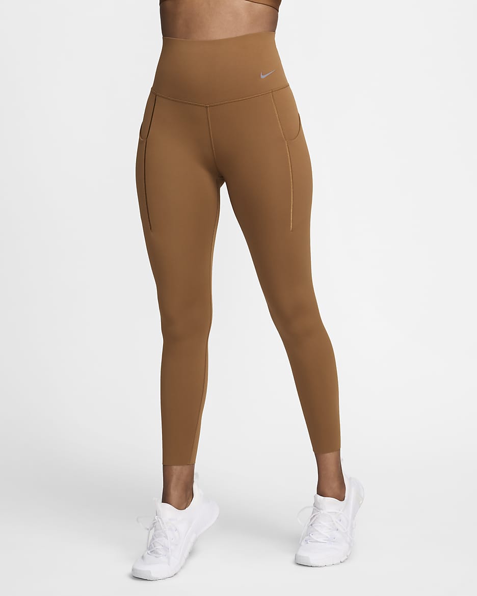 Leggings de 7/8 de tiro alto y sujeción media con bolsillos para mujer Nike Universa - Tostado británico claro/Negro