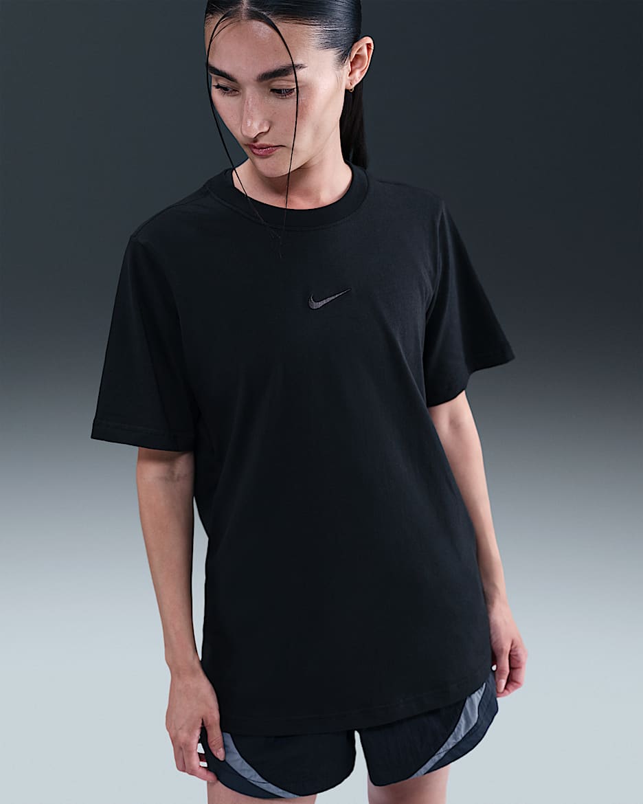 Nike Sportswear 女款 T 恤 - 黑色/Anthracite
