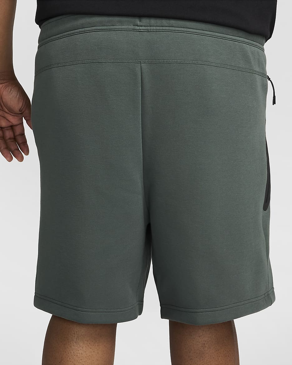 Shorts Nike Sportswear Tech Fleece - Uomo - Vintage Green/Nero