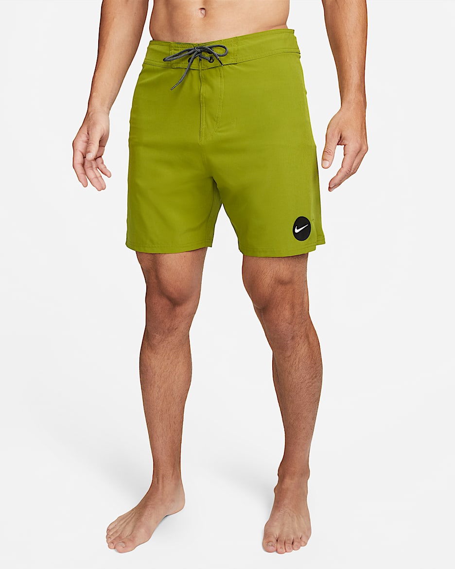 Traje de baño tipo short de playa de 18 cm para hombre Nike Essential - Musgo