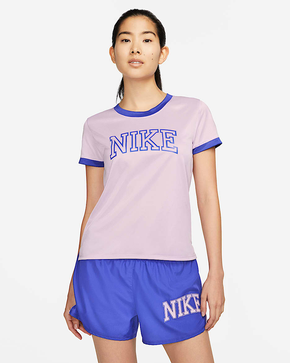 ナイキ Dri-FIT スウッシュ ウィメンズ ショートスリーブ ランニングトップ - ドール/ラピス/ラピス