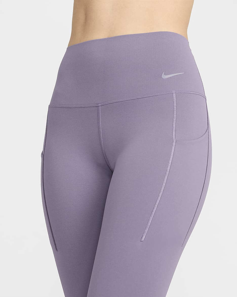 Leggings de 7/8 de tiro alto y sujeción media con bolsillos para mujer Nike Universa - Alba/Negro